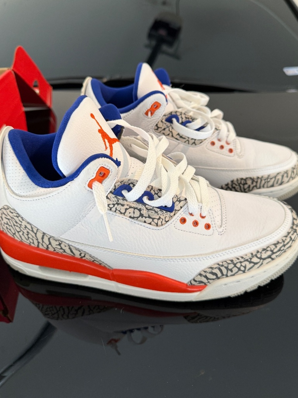 Air Jordan 3 Retro "Knicks Rivals" White Blue Orange Sz 9.5
